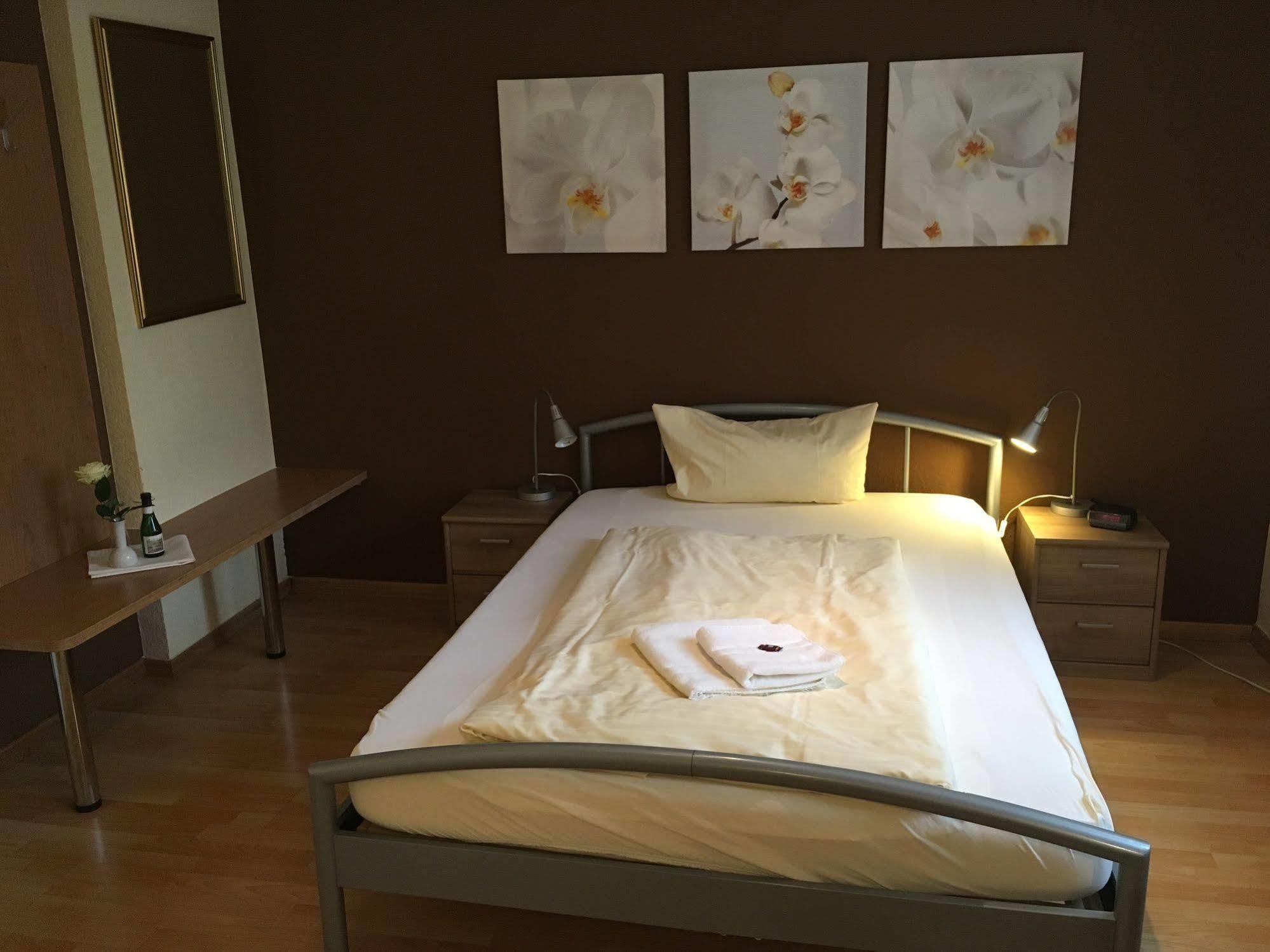 Schroeders Stadtwaldhotel Trier Ngoại thất bức ảnh